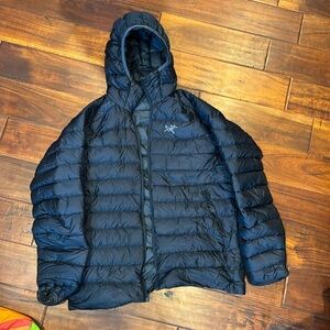Men's arcteryx very dark navy down jacket with hood